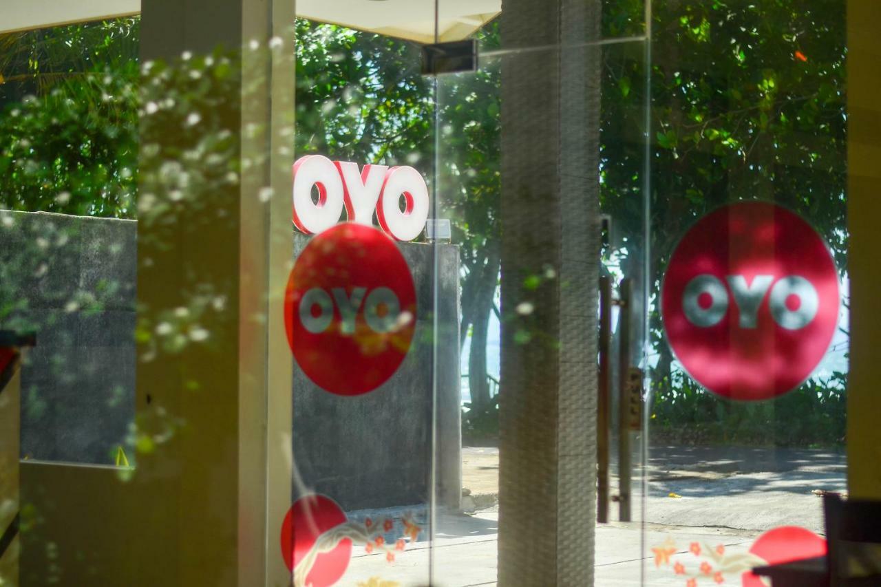 Oyo 816 ザ So ホテル Tjidjulang エクステリア 写真